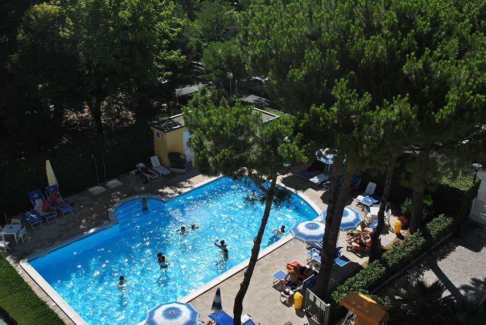 hotel bahama vista piscina dall alto